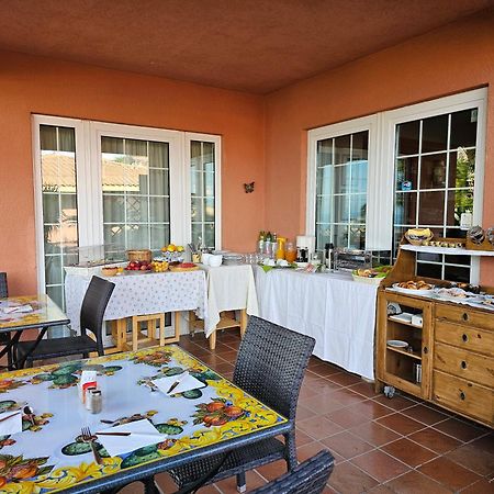 B&B Villa Di Giorgi เชฟาลู ภายนอก รูปภาพ