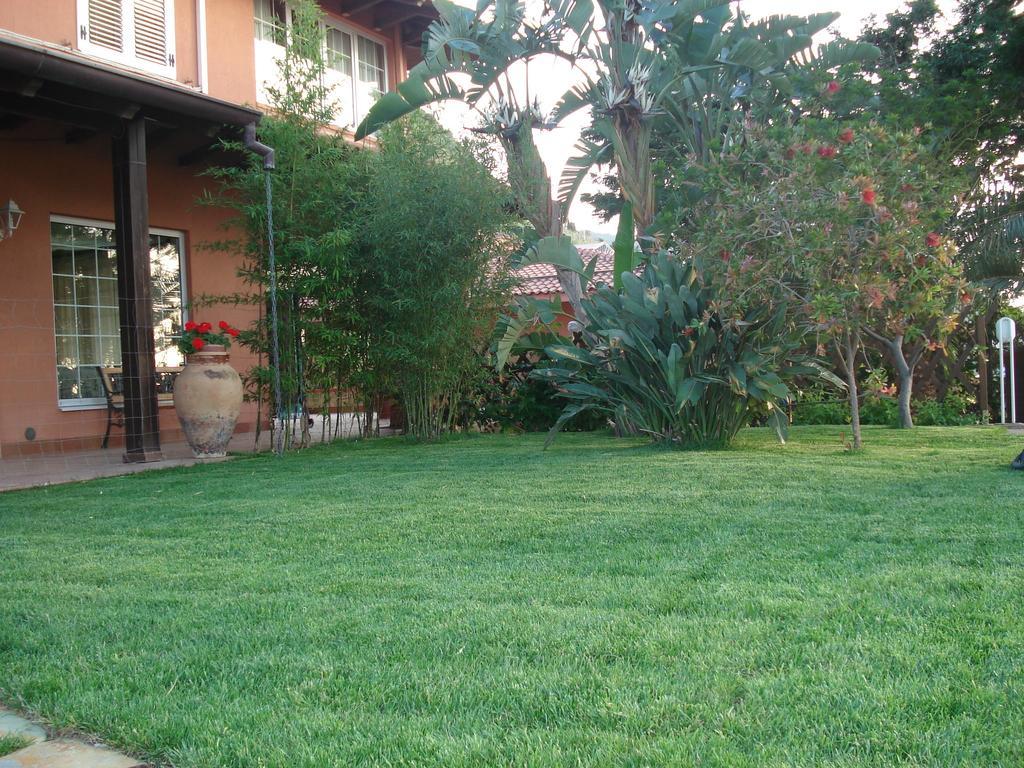 B&B Villa Di Giorgi เชฟาลู ภายนอก รูปภาพ