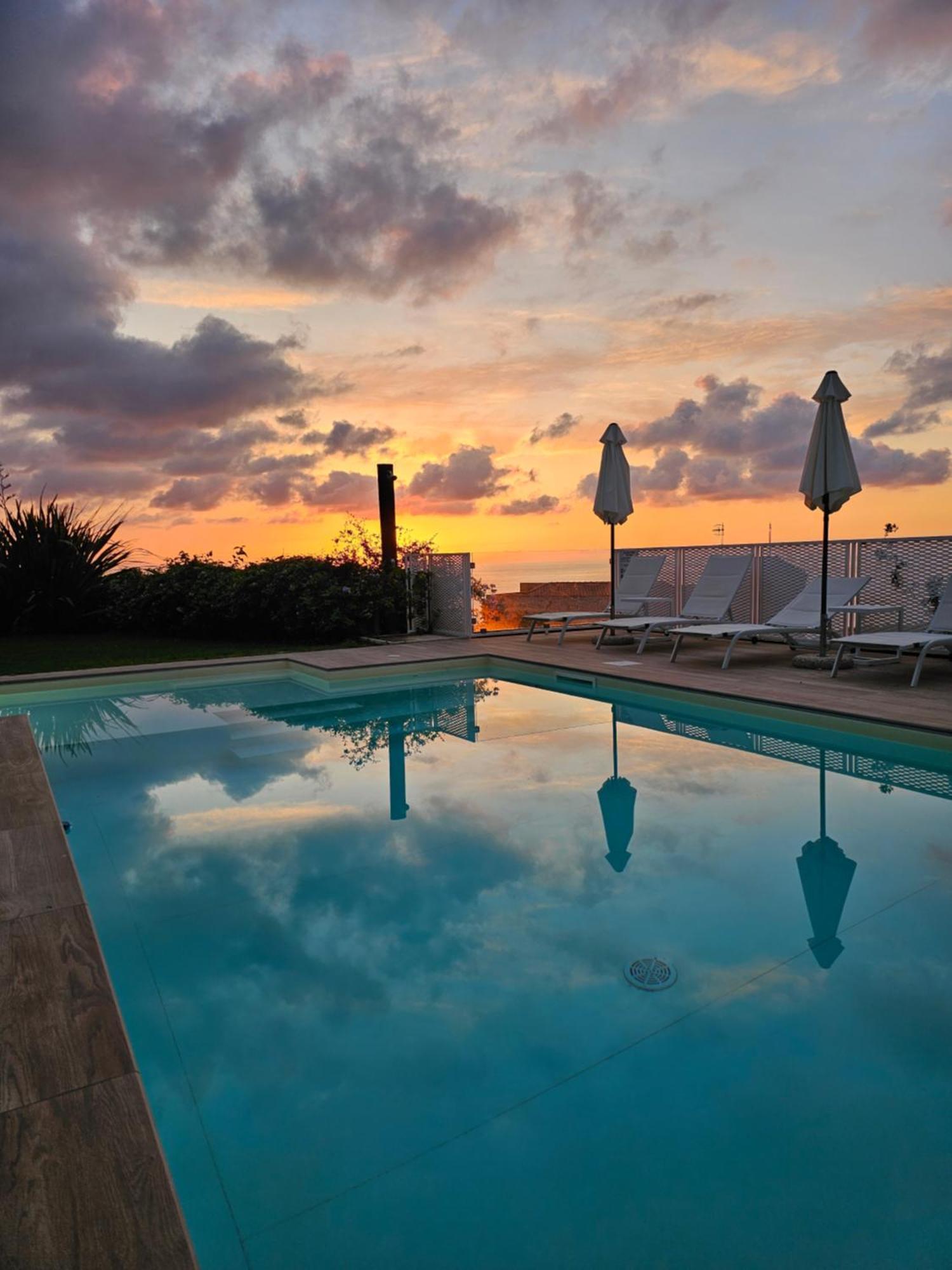 B&B Villa Di Giorgi เชฟาลู ภายนอก รูปภาพ