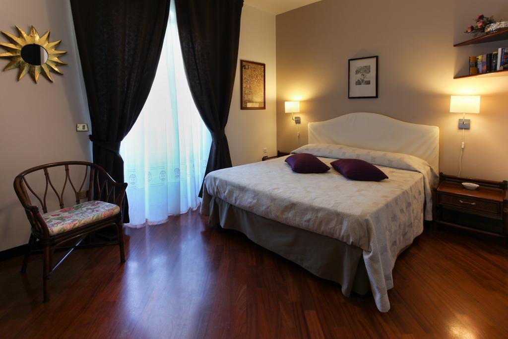 B&B Villa Di Giorgi เชฟาลู ภายนอก รูปภาพ