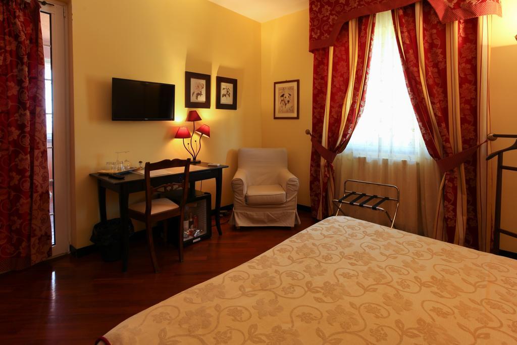 B&B Villa Di Giorgi เชฟาลู ภายนอก รูปภาพ