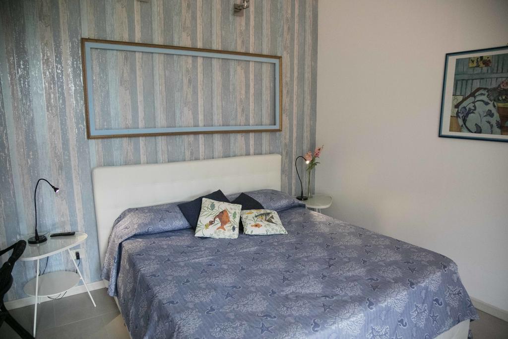 B&B Villa Di Giorgi เชฟาลู ภายนอก รูปภาพ